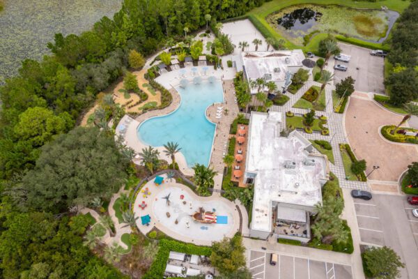Family Getaway + Parks Nearby + Resort Amenities